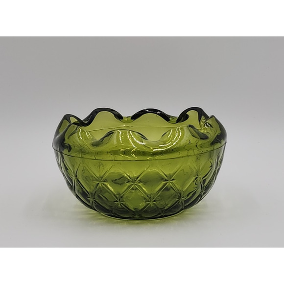 Vintage Indiana Glass Co Avocado Green Quilted Diamond Ruffled Bowl Glass - Picture 3 of 11